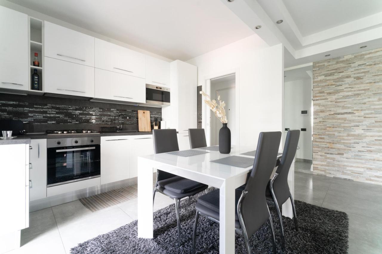 Oasis Luxury - A.C/Terrace/2Bedrooms Μπέργκαμο Εξωτερικό φωτογραφία