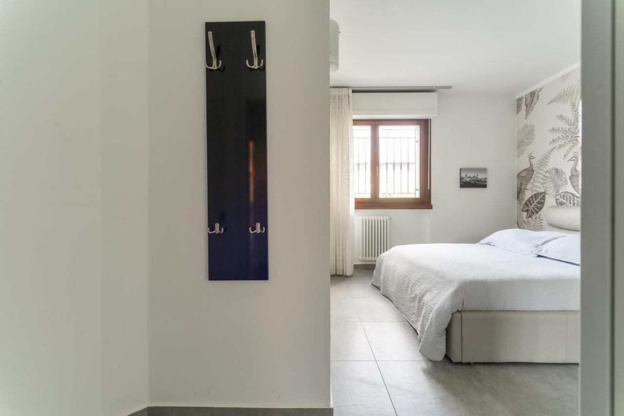 Oasis Luxury - A.C/Terrace/2Bedrooms Μπέργκαμο Εξωτερικό φωτογραφία